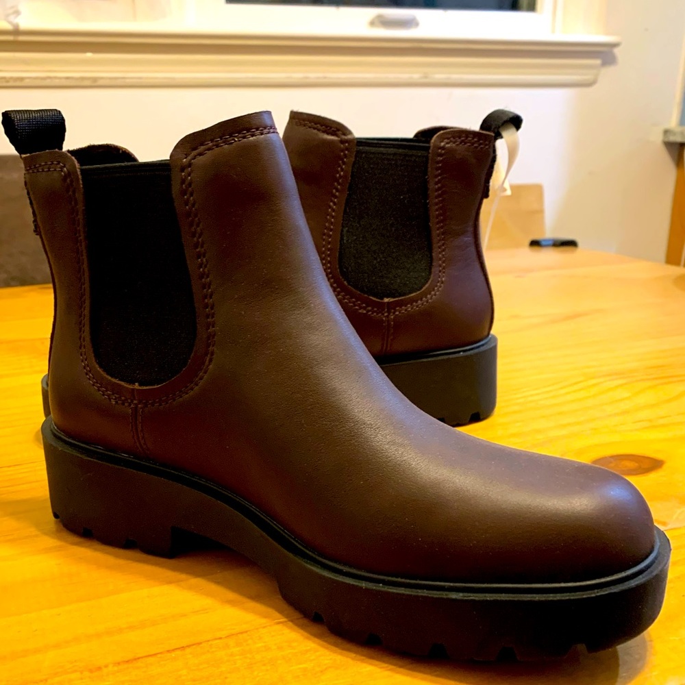 Markstrum Leather Chelsea Ugg Boots Size 10